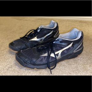 Mizuno Wave Supersonic Volleyball Shoes!